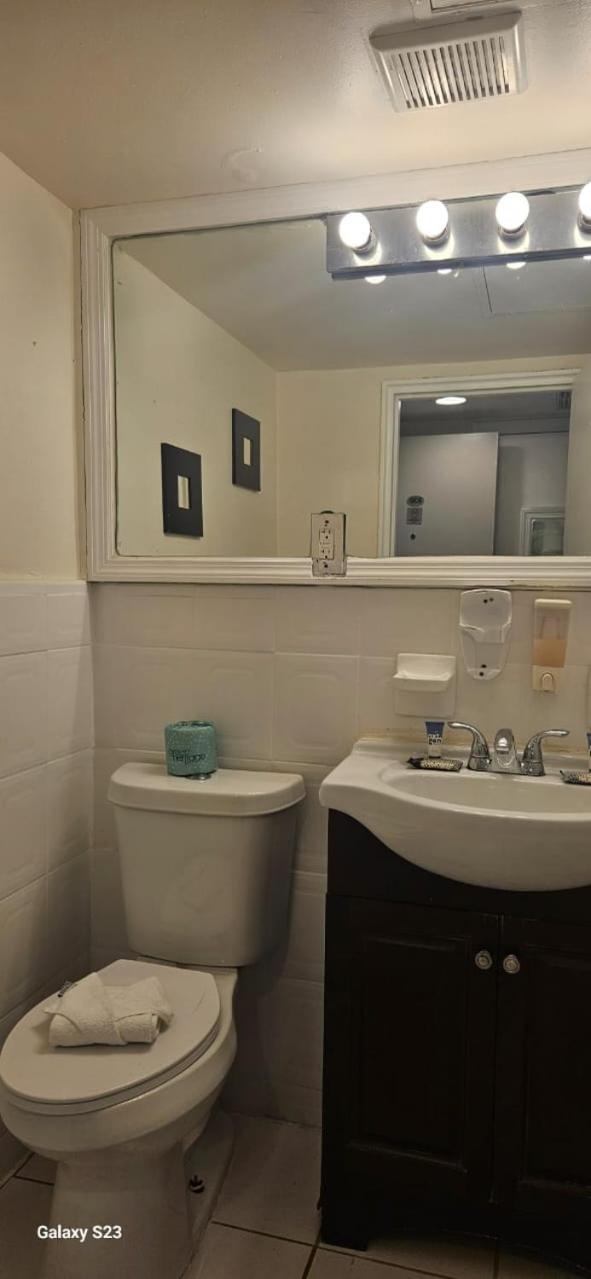 Miami Beachfront With Pool Wifi & Cheap Parking Διαμέρισμα Εξωτερικό φωτογραφία