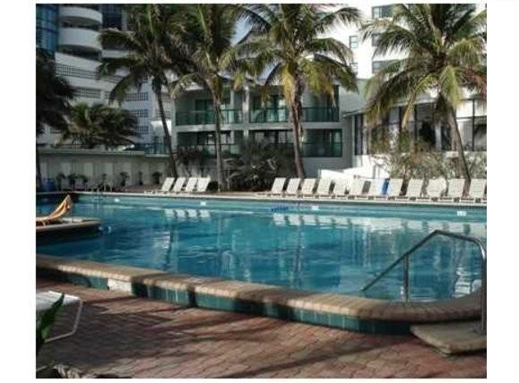 Miami Beachfront With Pool Wifi & Cheap Parking Διαμέρισμα Εξωτερικό φωτογραφία