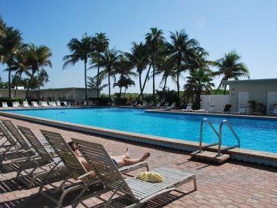 Miami Beachfront With Pool Wifi & Cheap Parking Διαμέρισμα Εξωτερικό φωτογραφία